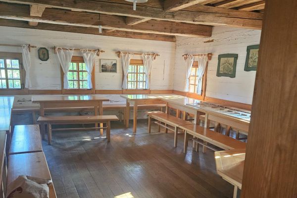 Notranjost Banove domačije