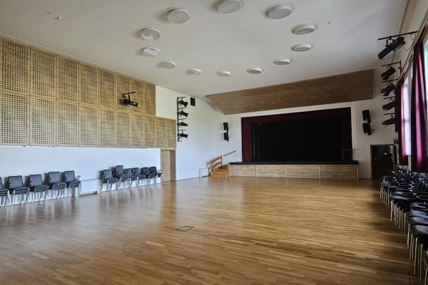 Dvorana v prosvetnem domu Artiče